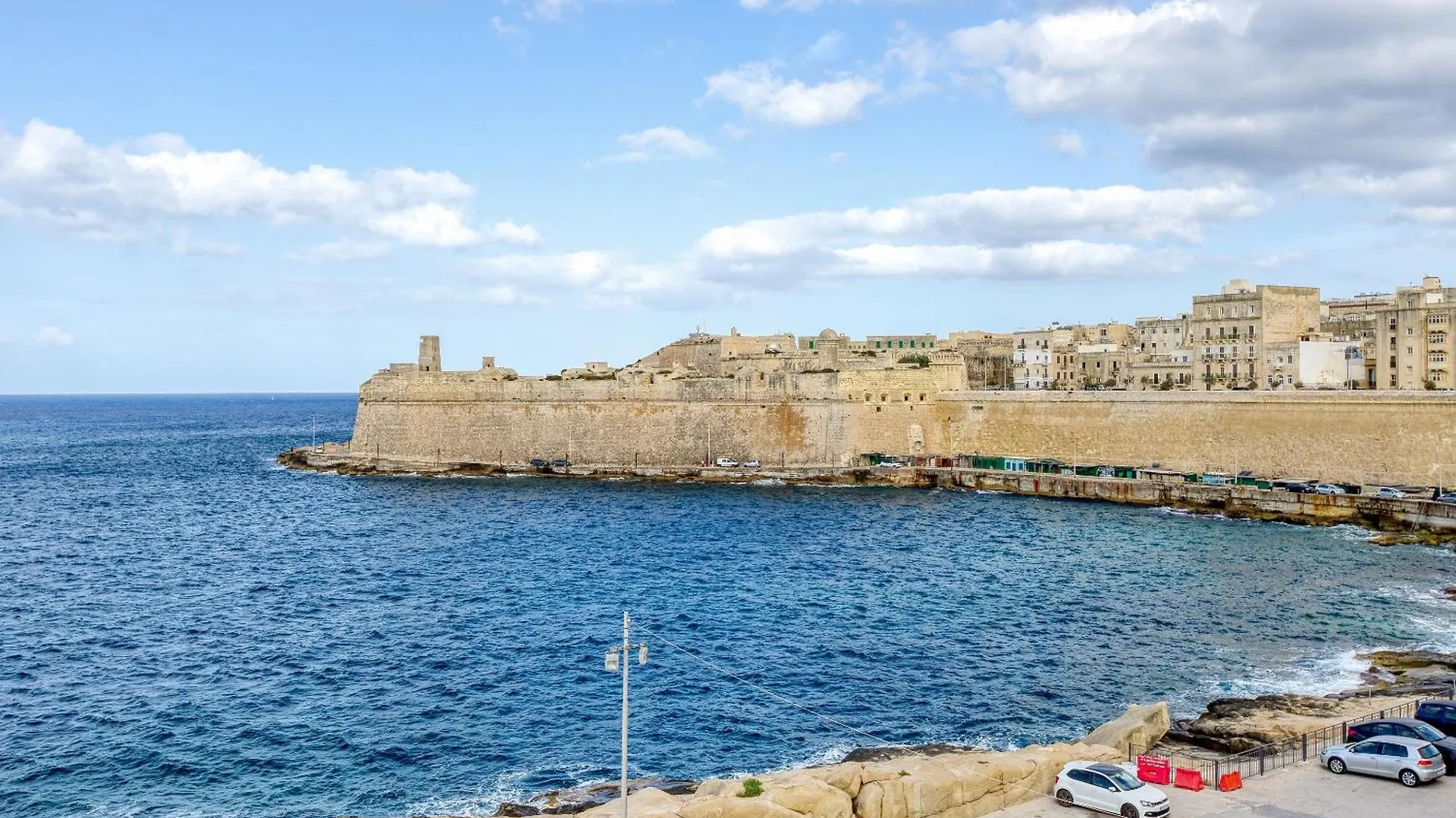 Cosy 1Br Home In The Heart Of Vibrant Valletta By 360 Estates Malta
