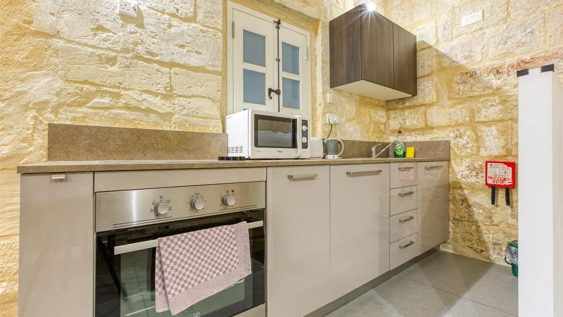 Cosy 1Br Home In The Heart Of Vibrant Valletta By 360 Estates 0*,