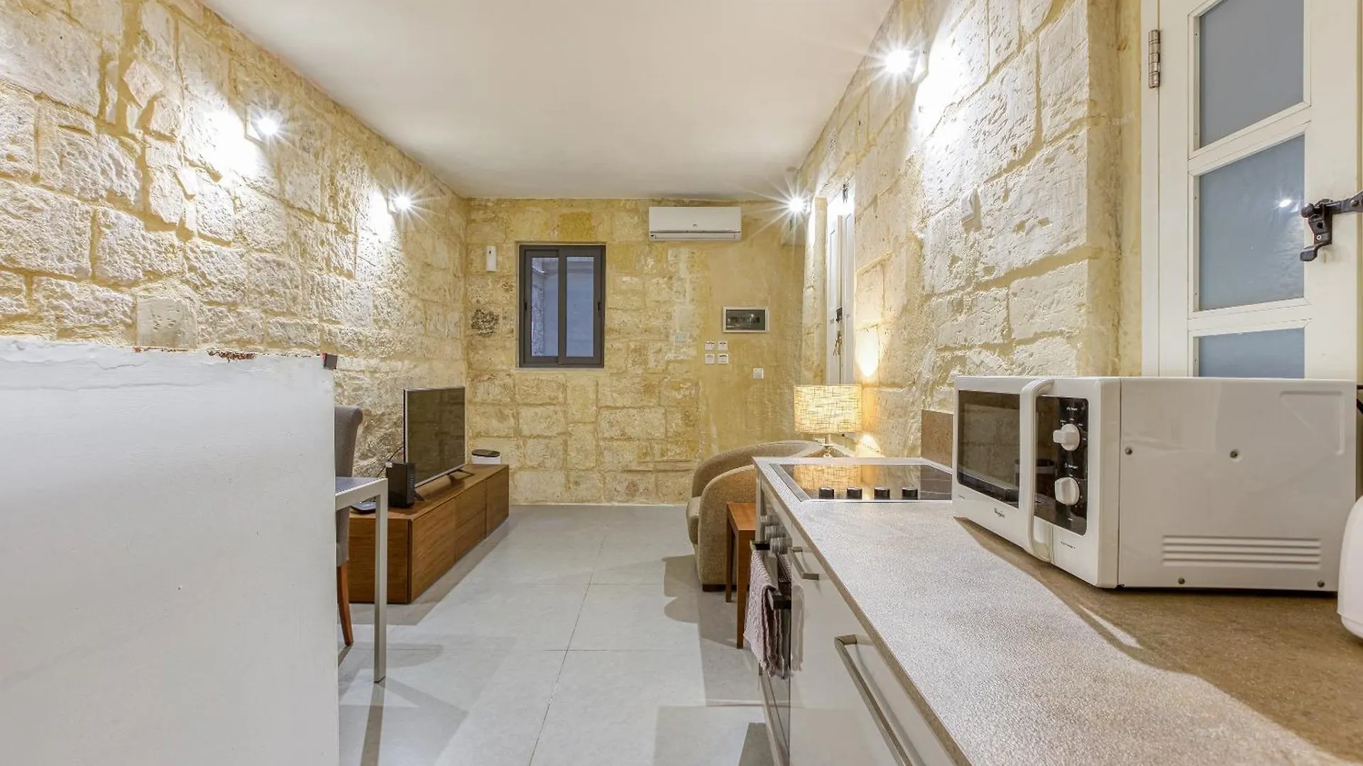 Cosy 1Br Home In The Heart Of Vibrant Valletta By 360 Estates Apartment