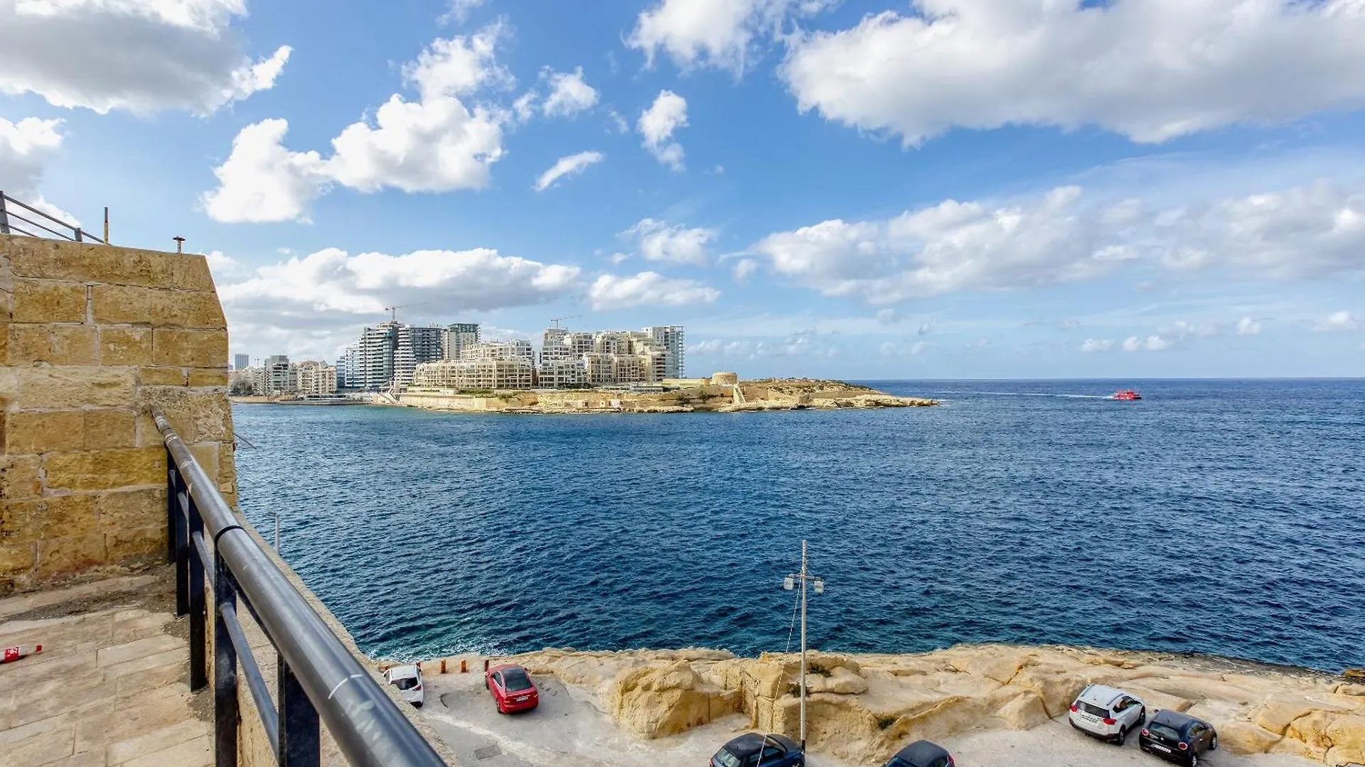 Cosy 1Br Home In The Heart Of Vibrant Valletta By 360 Estates